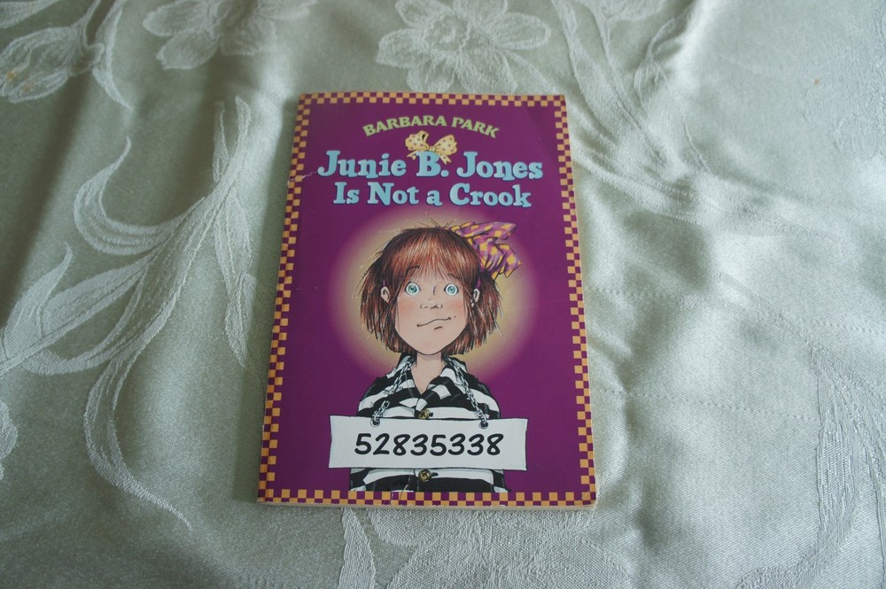 Junie B. Jones #9: Junie B. Jones Is Not a Crook by Barbara Park (1997, Trade...