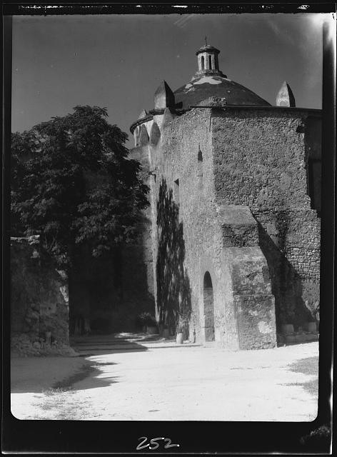 Photo:Santa Fe New Mexico 1900s Mission Church Adobe Architecture