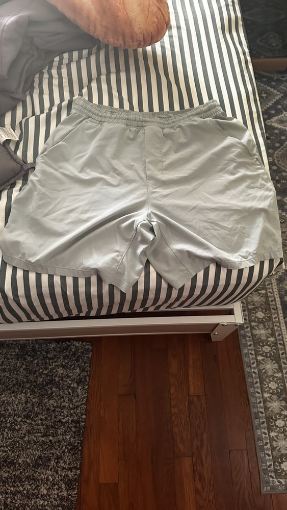 Lululemon Pace Breaker Shorts 7or9' Linerless, Size M, Light Green