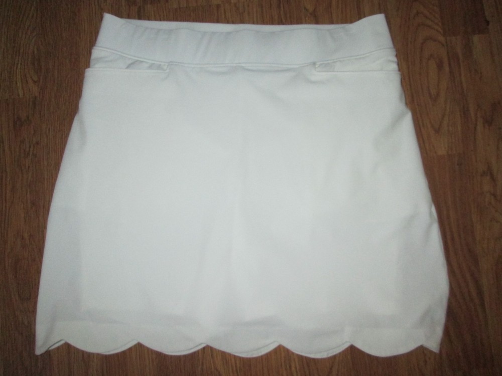 Womens CHICO'S GOLF athletic skort skirt built n stretchy shorts sz 0.5 = 6 / Sm