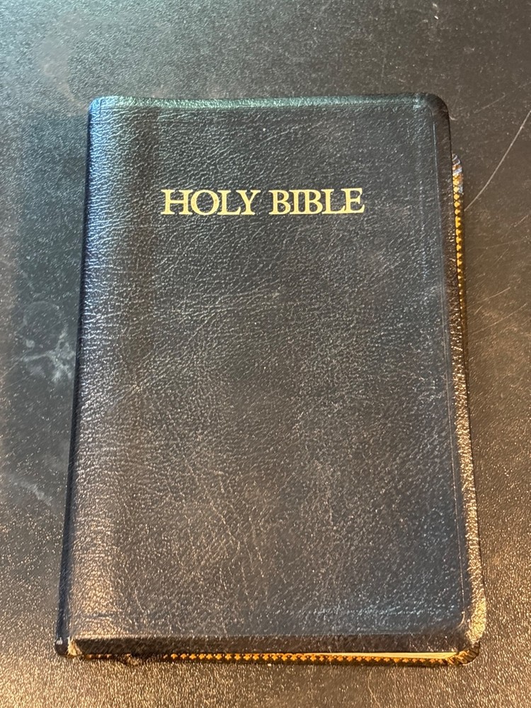 1988 Bible Black Bonded Leather Vintage Thomas Nelson Publisher 3005 NKJV
