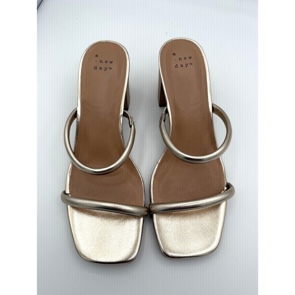 A New Day Womens Slip-On Metallic Cass Heel Sandal High Open Toe Size 7.5US Gold