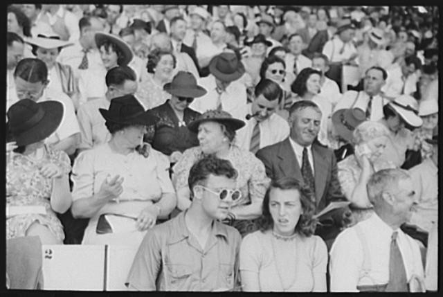 Photo:Rutland Vermont 1930s Sulky Races Rutland Fair Crowd FSA