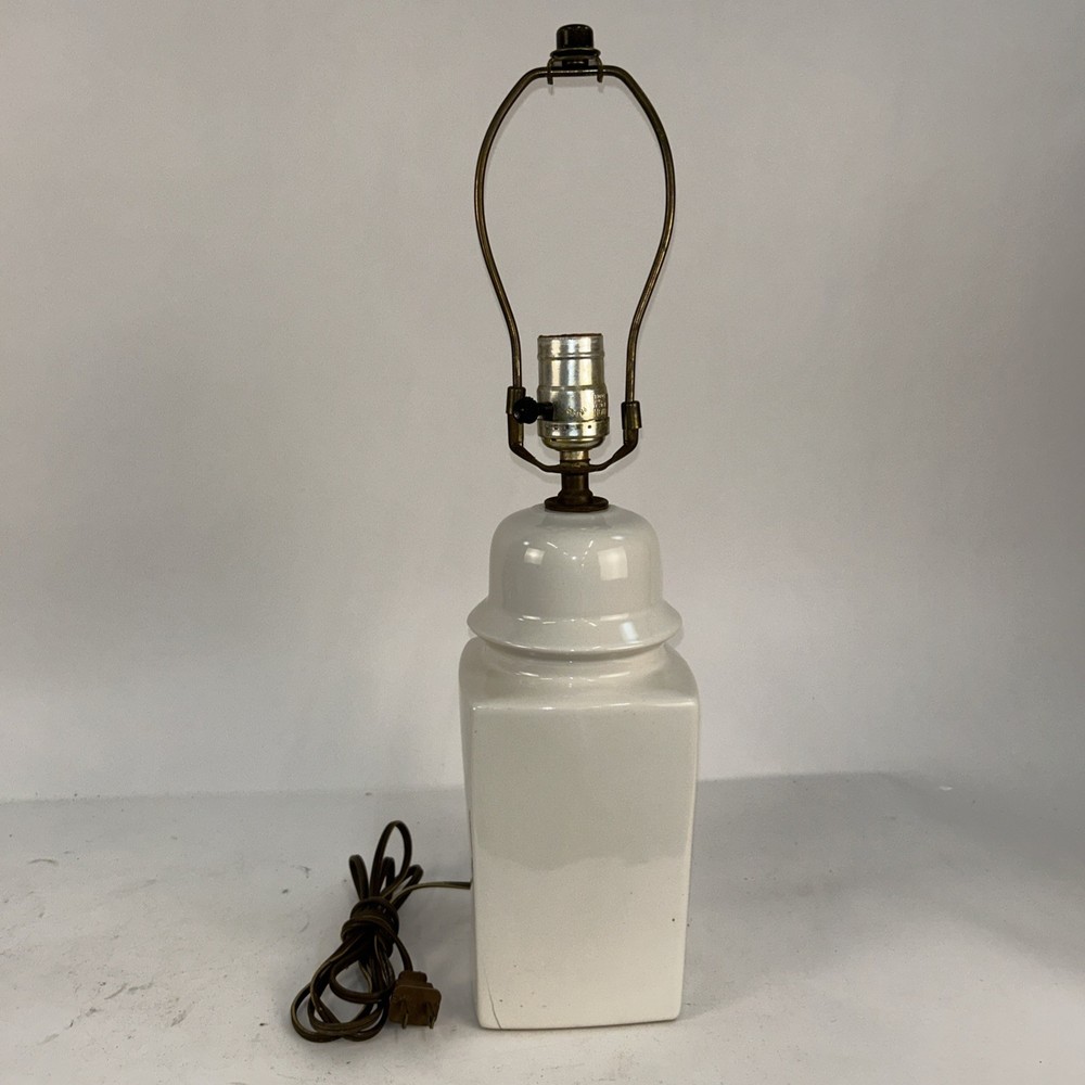 Vintage White Ceramic Table Lamp