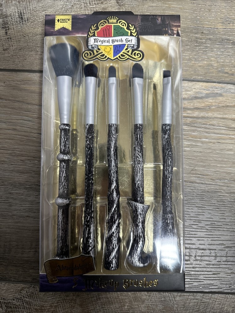 Taste Beauty (Harry Potter) Magical Brush set 5 Makeup Brushes abracadabra-image