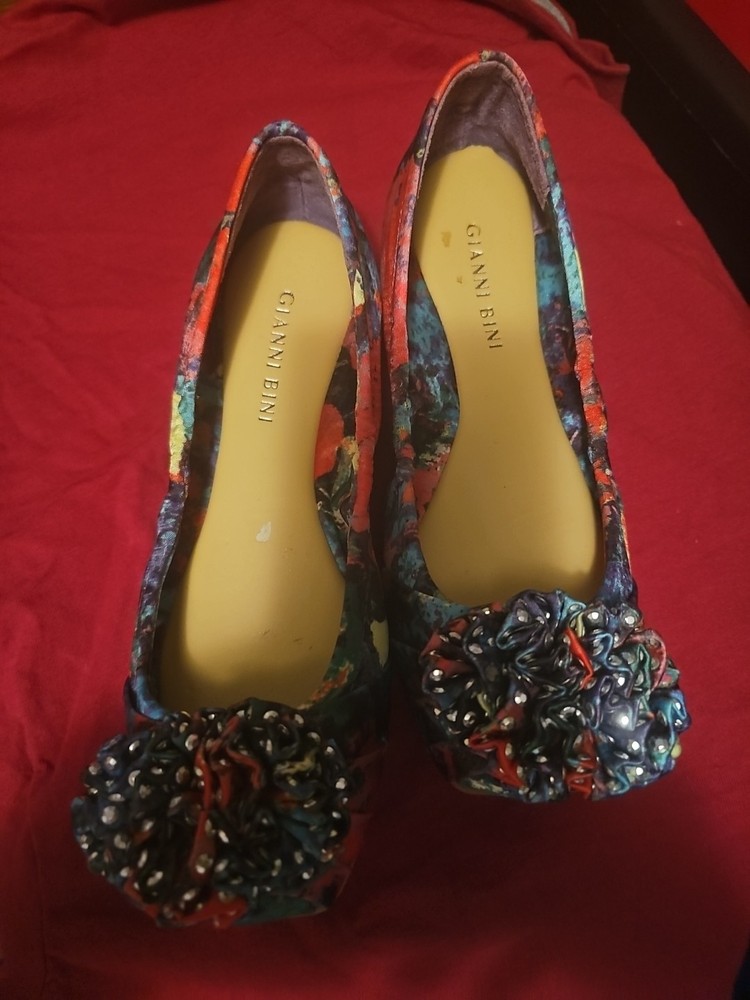Gianni Bini Women's Slip On Shoes Ballet Flats Size 5 Colorful Print