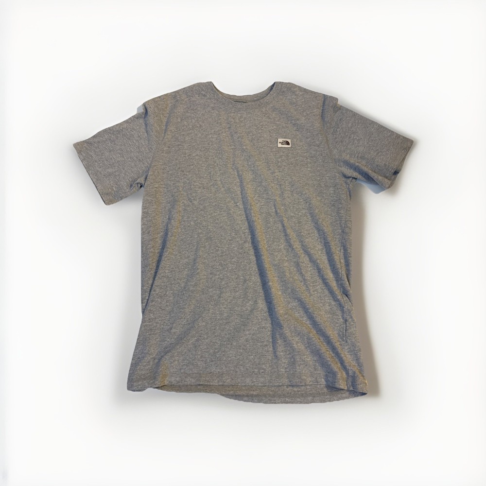 The North Face T-Shirt Mens Small Gray Short Sleeve Logo Tee