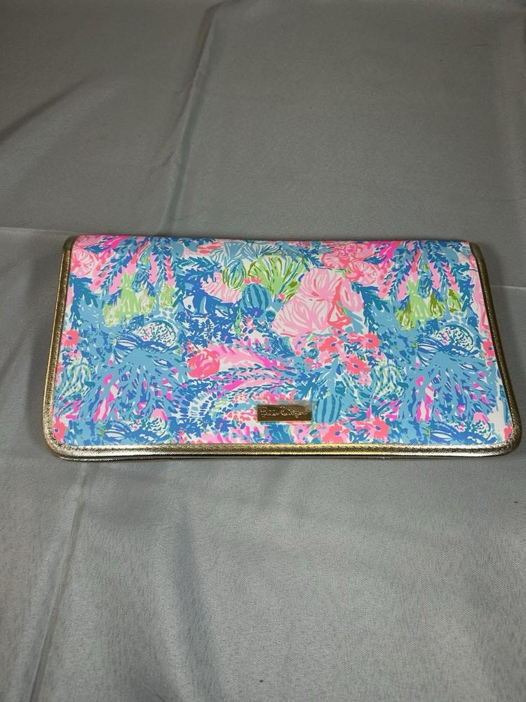 LILLY PULITZER Multi-color Spring Prints Travel Organizer Wallet Slim Design
