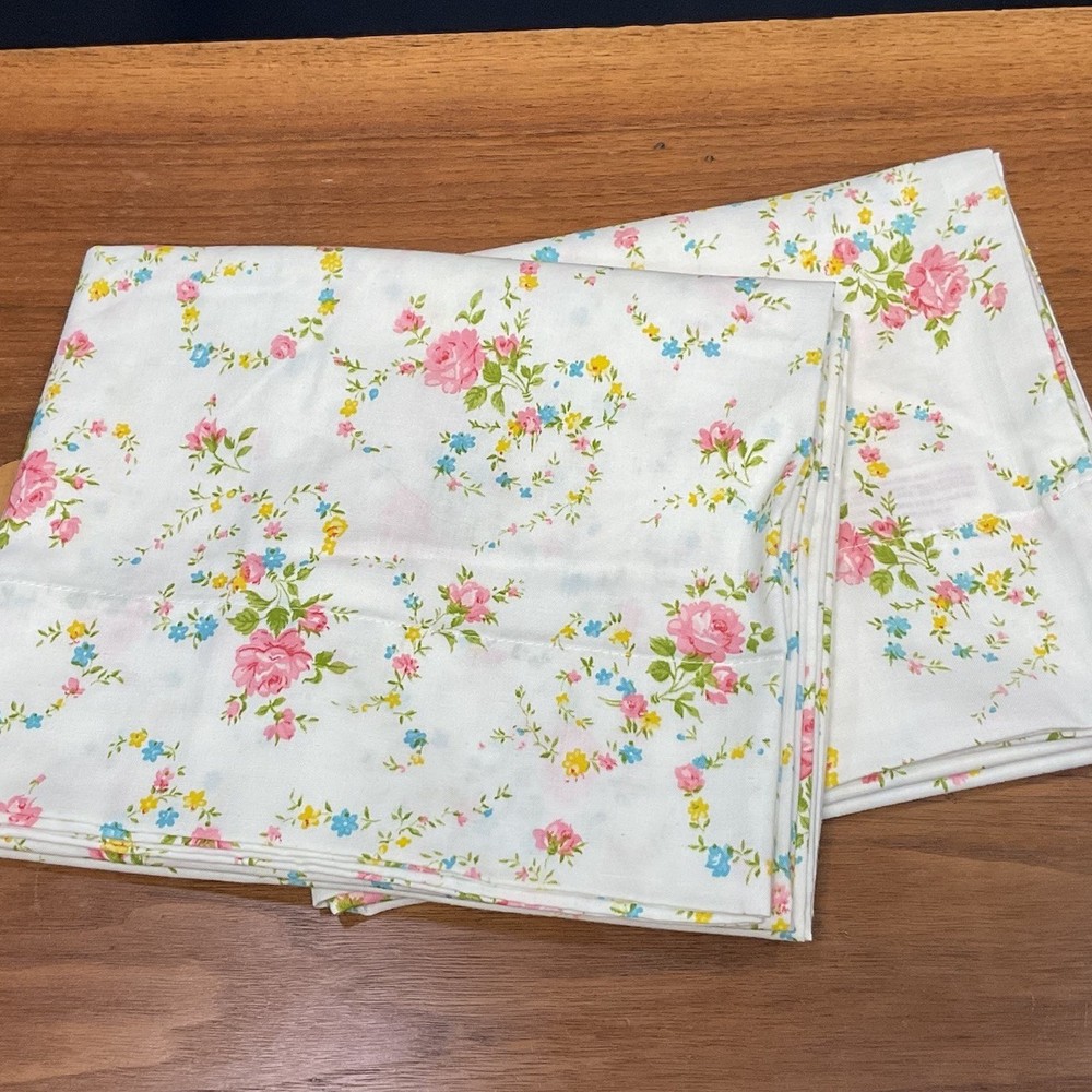 Vintage Canon Monticello Pillowcases 2 White Pink Floral Standard 42” x 36” USA