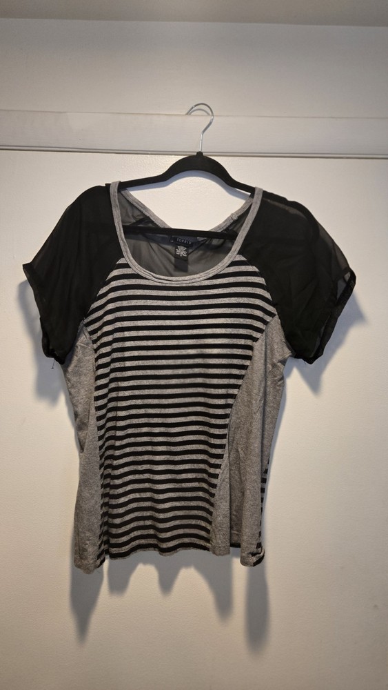 Torrid Blouse Women's Size 0 ( Large - 12) Black Gray Striped Sheer Back