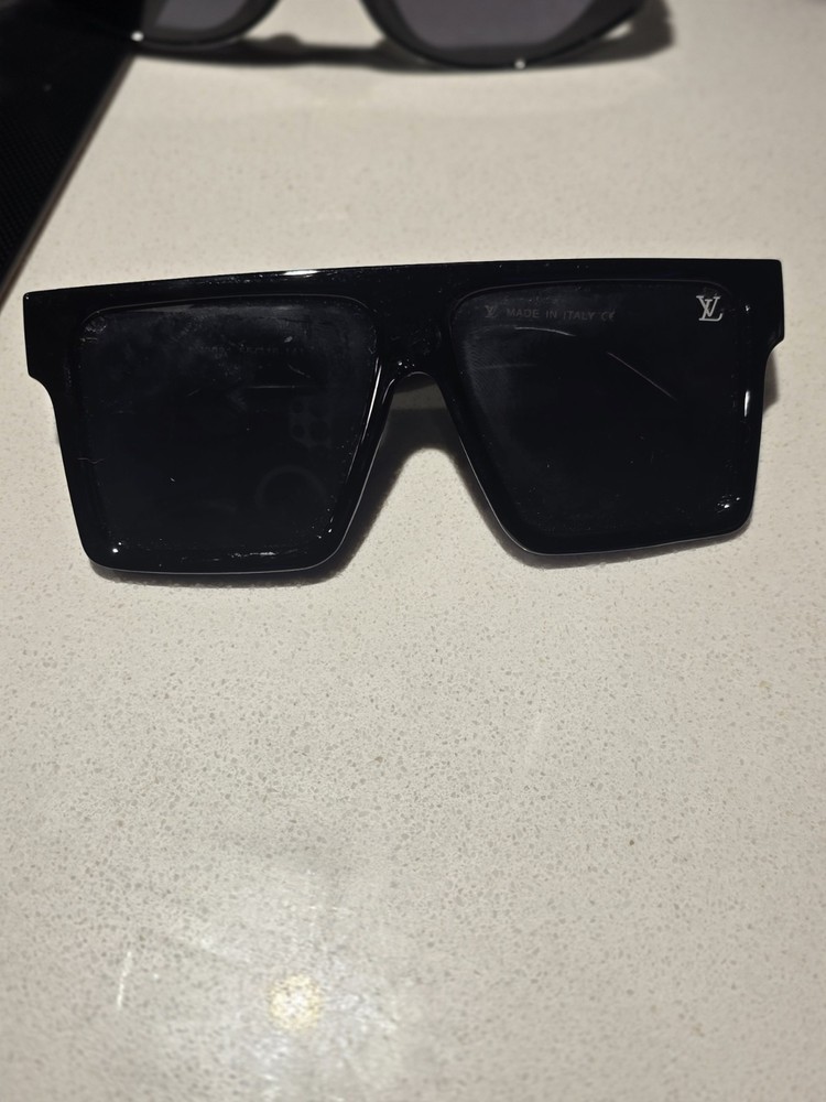 Louis Vuitton SunGlasses