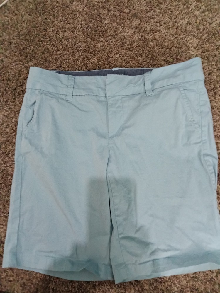 Womens J. Jill Genuine Fit Below The Waist Khaki Chino Bermuda Shorts Size 8