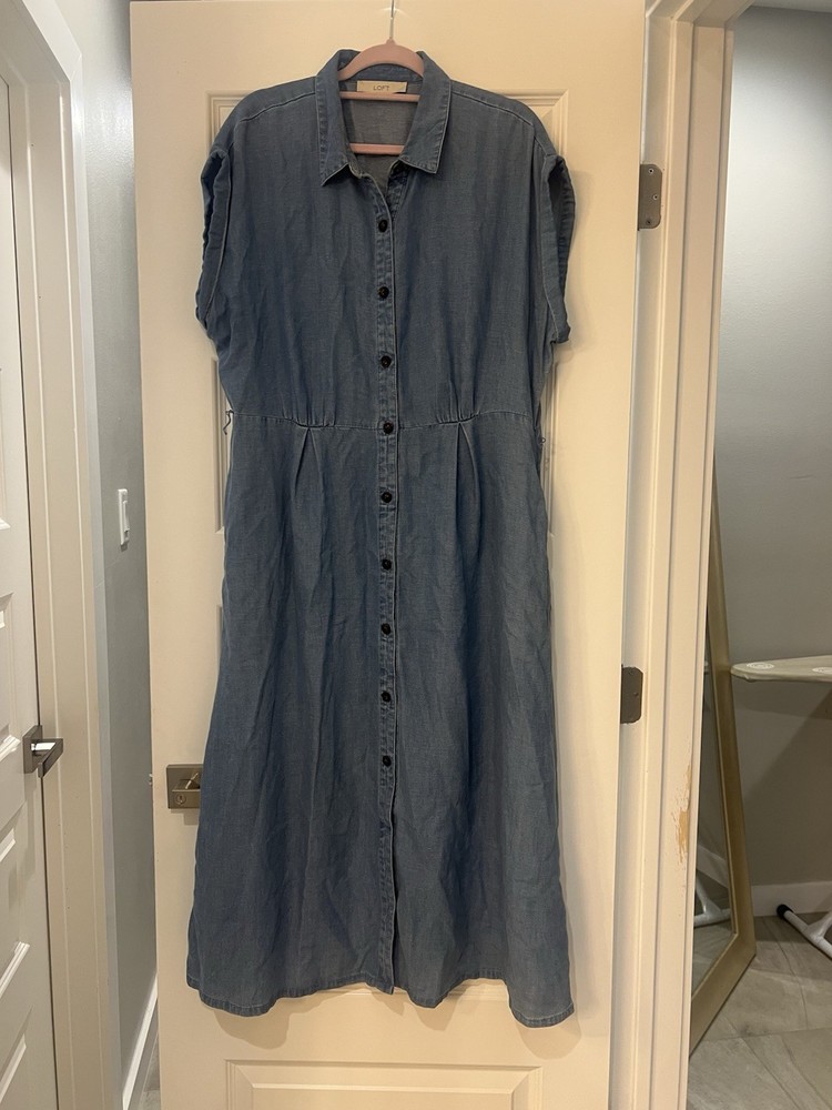 LOFT Women’s Blue Denim Shirt Dress Short Sleeve Collared Button Front 16
