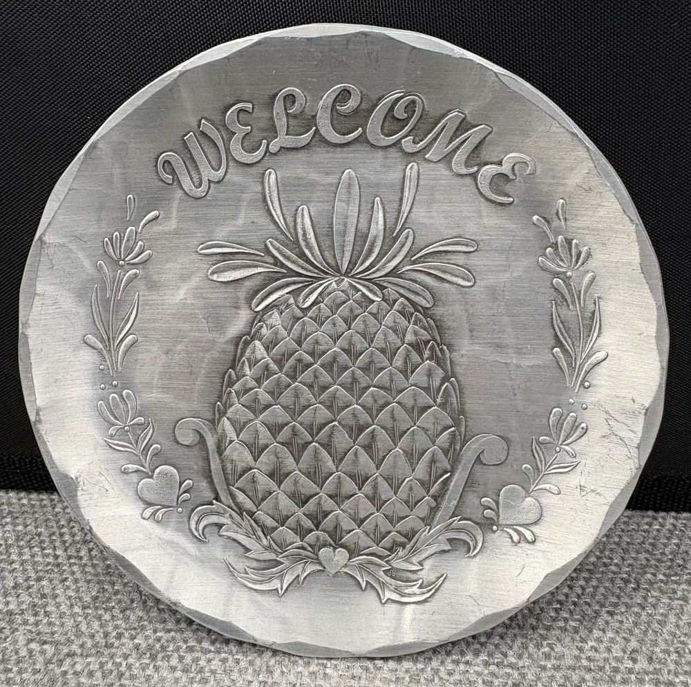 Vtg Wendell August Forge Welcome Pineapple Hammered Aluminum Coaster Dish 3.5
