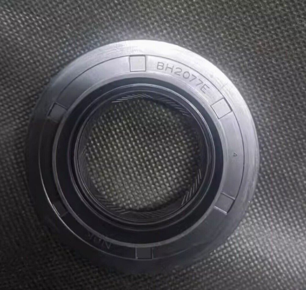 10Pcs New For half shaft oil seal BH2077E
