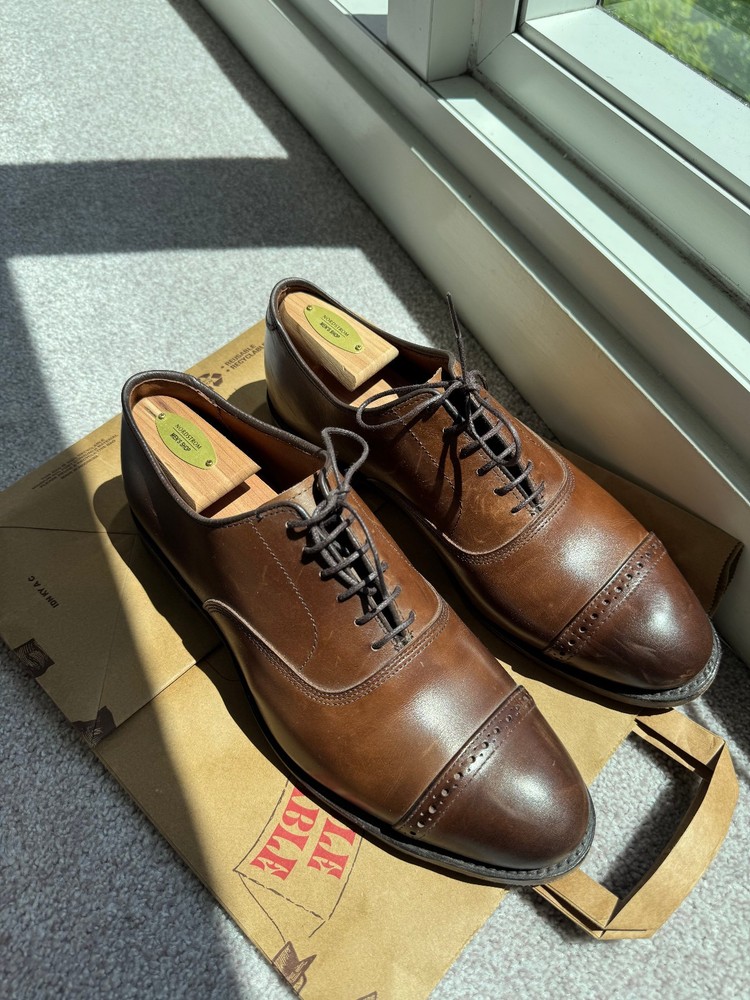 [Barely worn] Allen Edmonds Fifth Avenue Coffee Size 8.5 Width EE