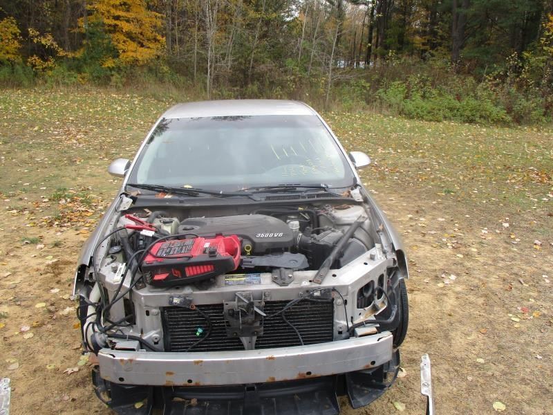 IMPALA    2006 Valve Cover 302974