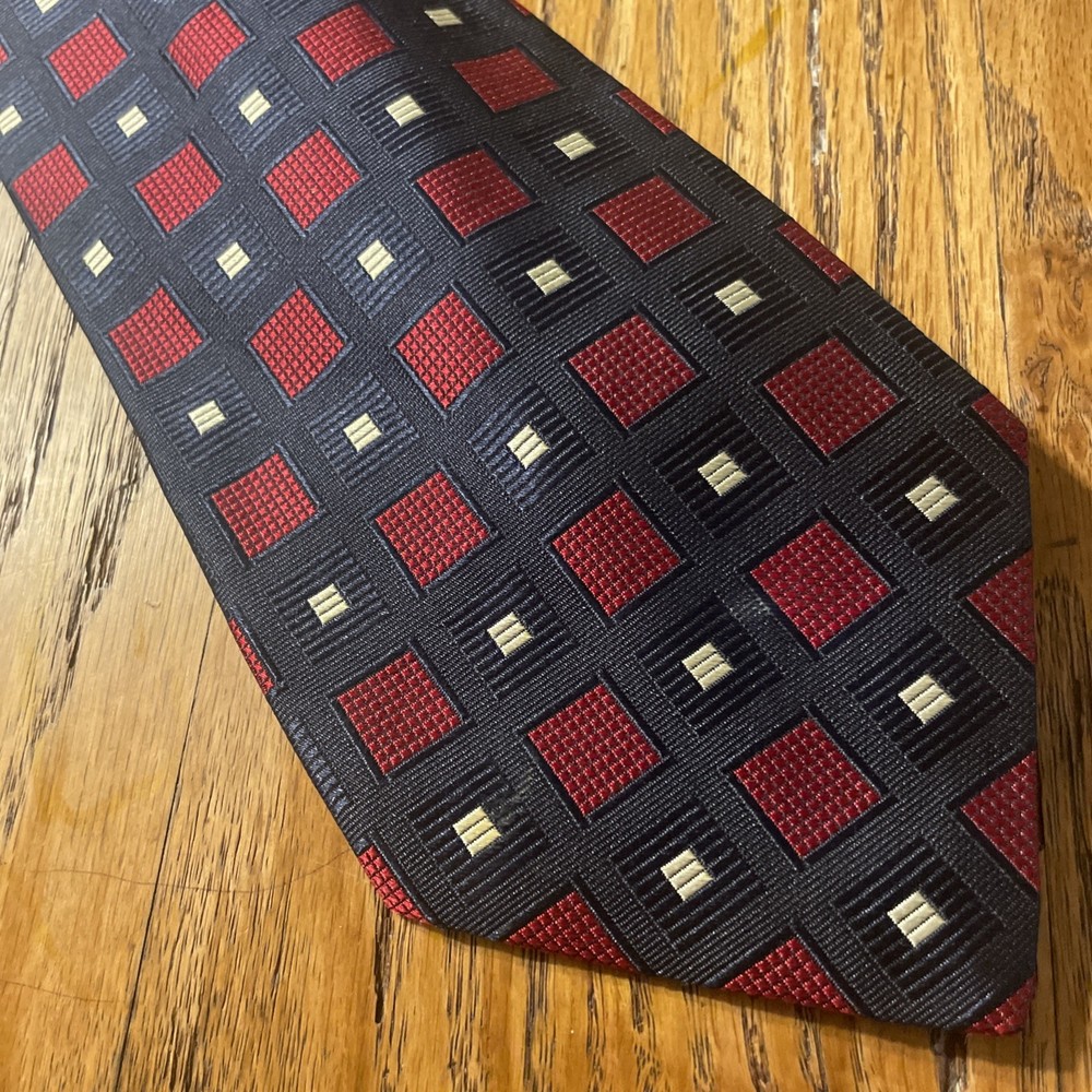 EUC Nordstrom Geometric Silk Tie Men’s Necktie Made In Italy