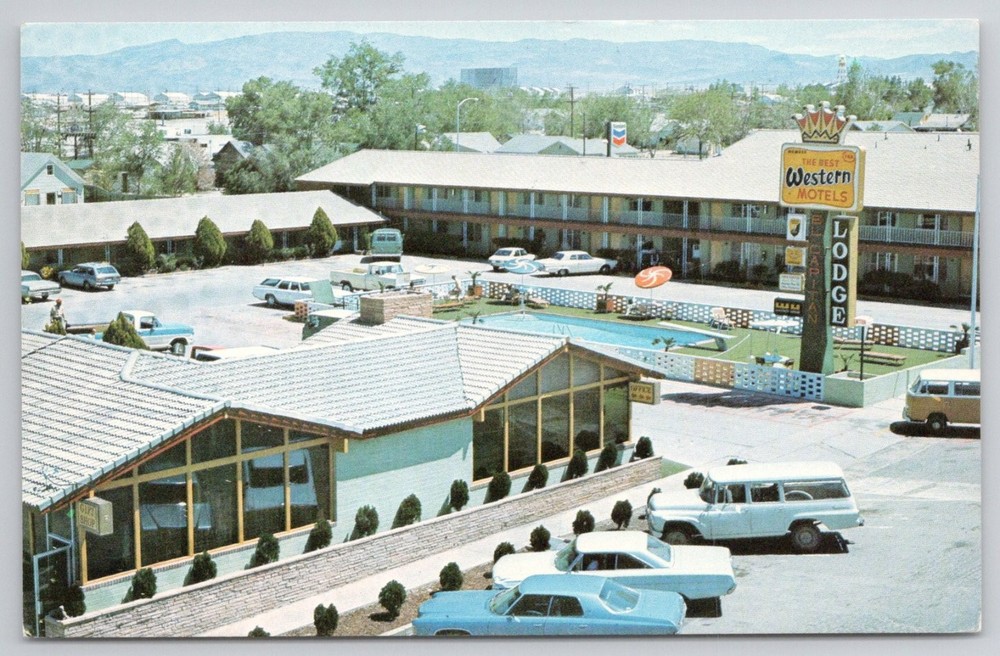 Vintage El Capitan Motor Lodge Casino Hawthorne Nevada Postcard 1960s Western
