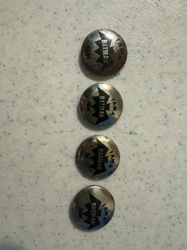 ORIGINAL 1966 BATMAN I AM A BATMAN FAN SILVER 7/8