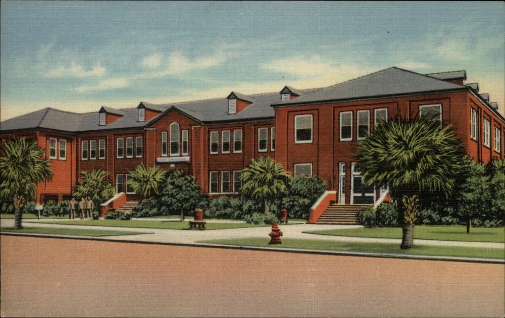 WWII 1940s Parris Island SC Marine Corps Recruit Depot Post Exchange ~ postcard