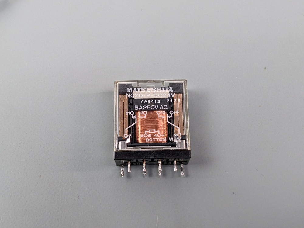 (6) Matsushita NC2D-P-DC24V Relays, SOLDER PULLS, 24VDC, 5A 250VAC