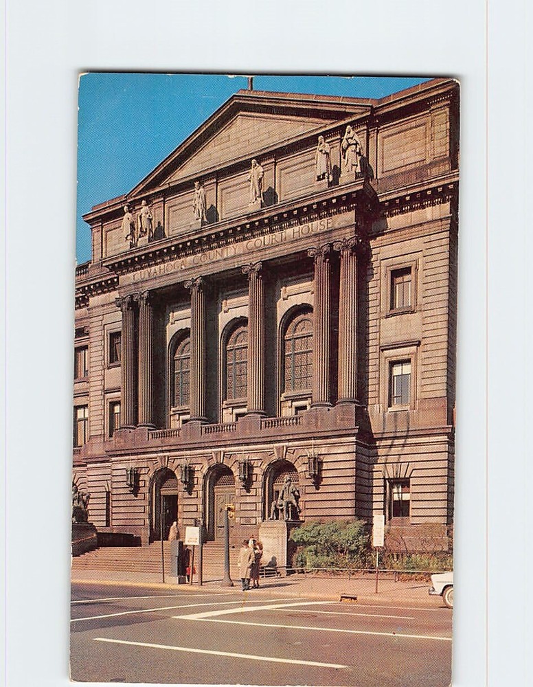 Postcard Cuyahoga County Court House Cleveland Ohio USA