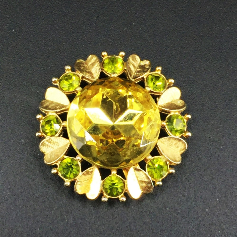 Vintage Avon Rhinestone Brooch Pendant Pin Book Piece Gold Tone Heats Green 1974