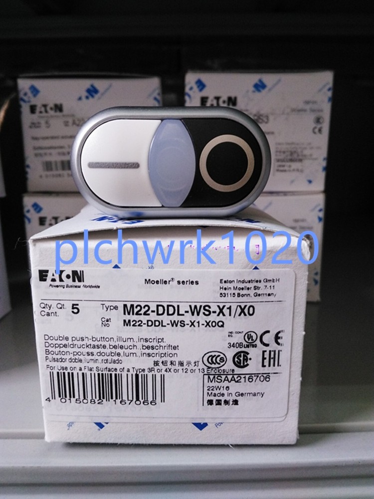 1 PCS NEW EATON Two-bit pushbutton switch M22-DDL-WS-X1/X0