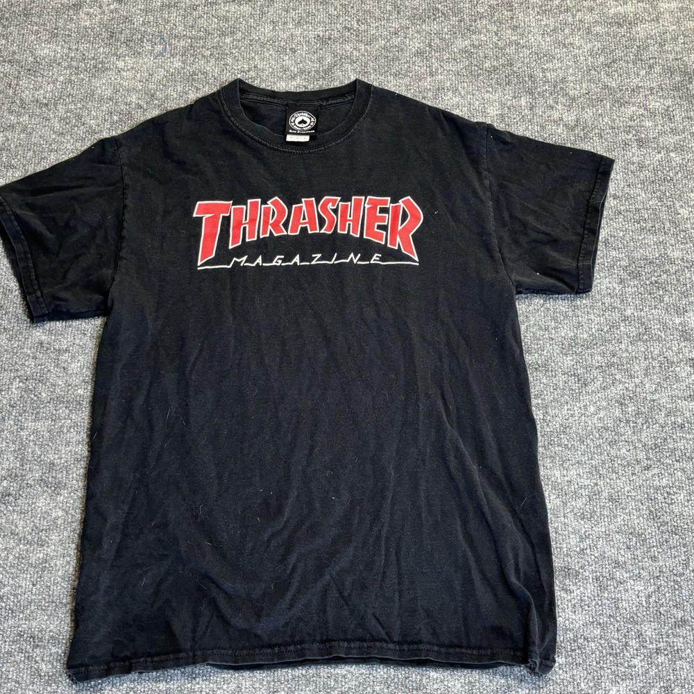 Thrasher Magazine OUTLINED SKATE MAG LOGO Skateboard T Shirt BLACK w/RED Logo M