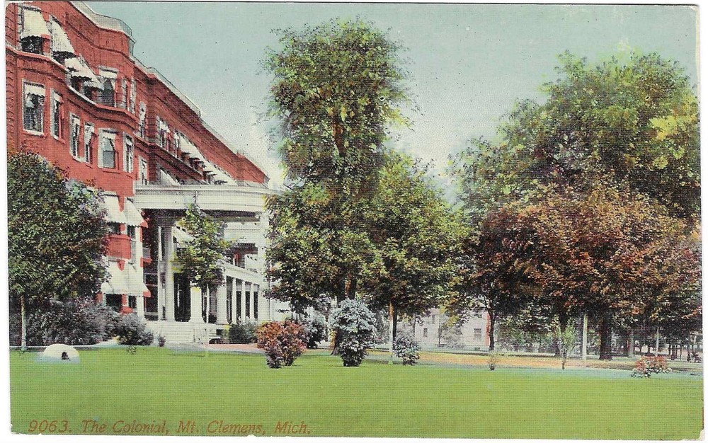 Vintage Michigan Linen Postcard The Colonial Mt Clemens