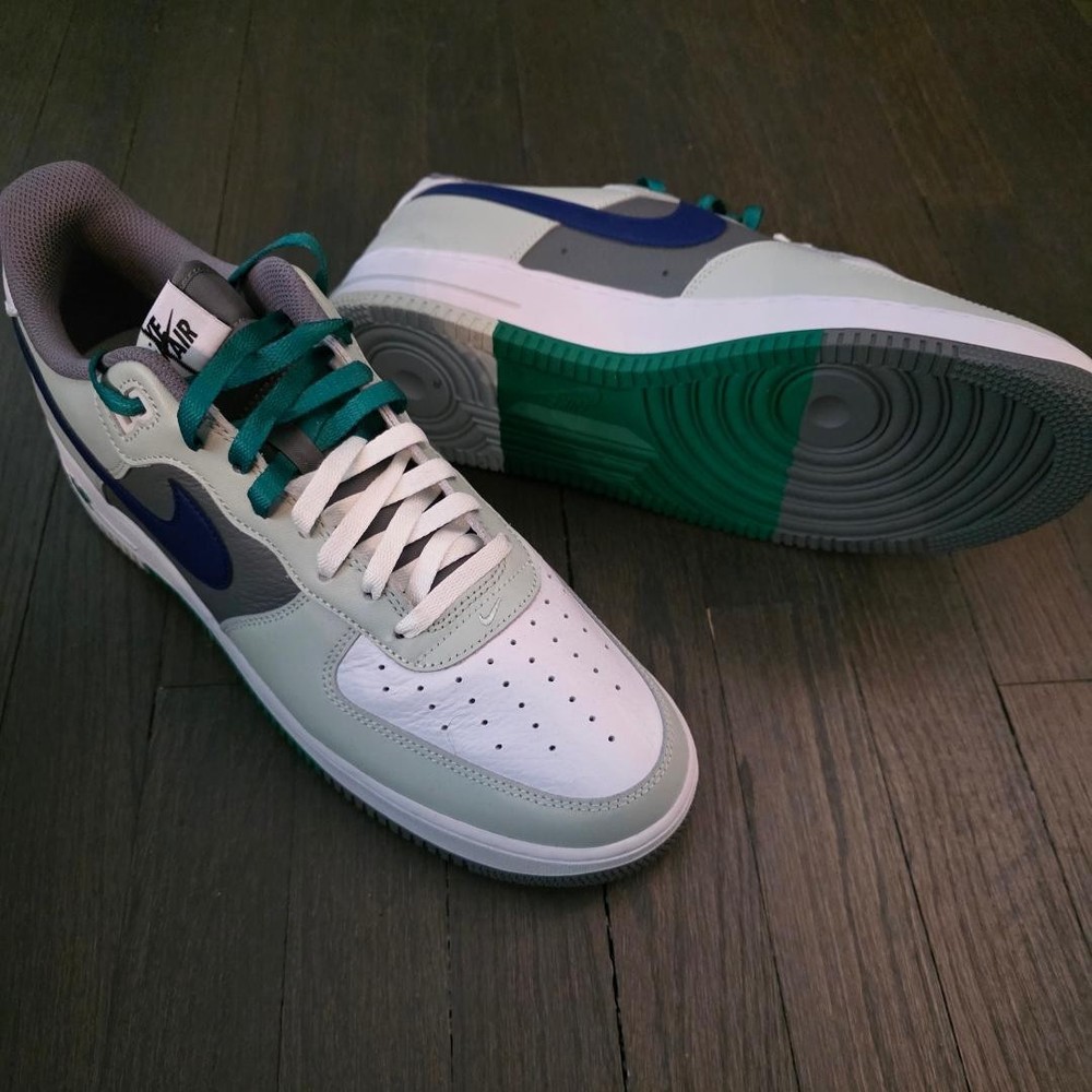 Size 13 - Nike Air Force 1 '07 LV8 Split - Light Silver Deep Royal NEW !