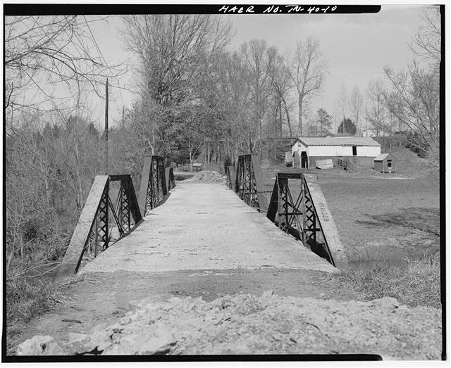 10. THROUGH VIEW, LOOKING WEST. - Lea Bridge, Spanning Candies Creek Old