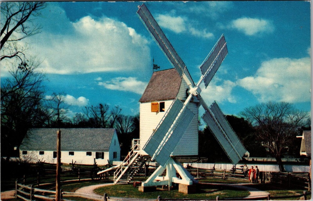 Williamsburg VA-Virgina, Robertson's Windmill, Vintage Postcard