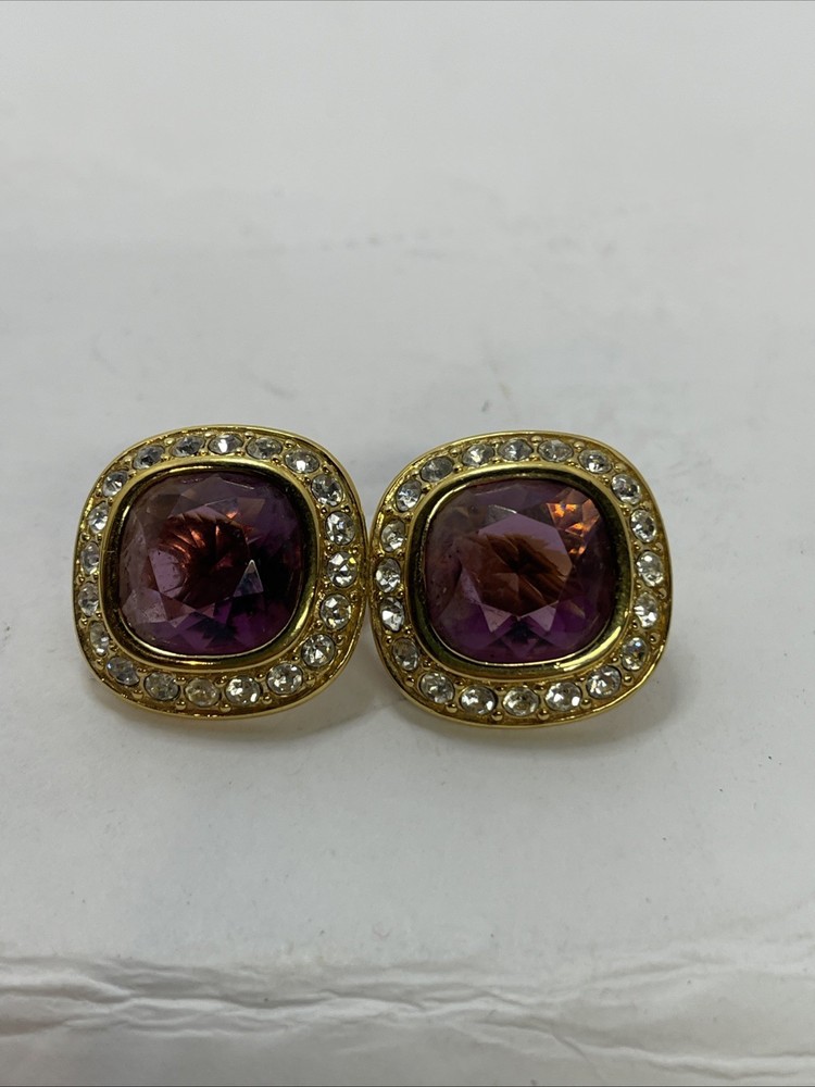 Vtg Cluster Signed MONET Gold Tone Purple Glass Cabochon Clip-on Earrings