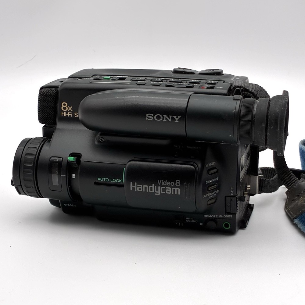 Sony Video-8 Handycam CCD-TR7 Camera Recorder Camcorder For PARTS/REPAIR