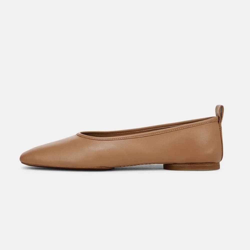 Vince Vivian Leather Ballet Flat Size 5 Beige Tan Nappa Square Toe Classic Prep