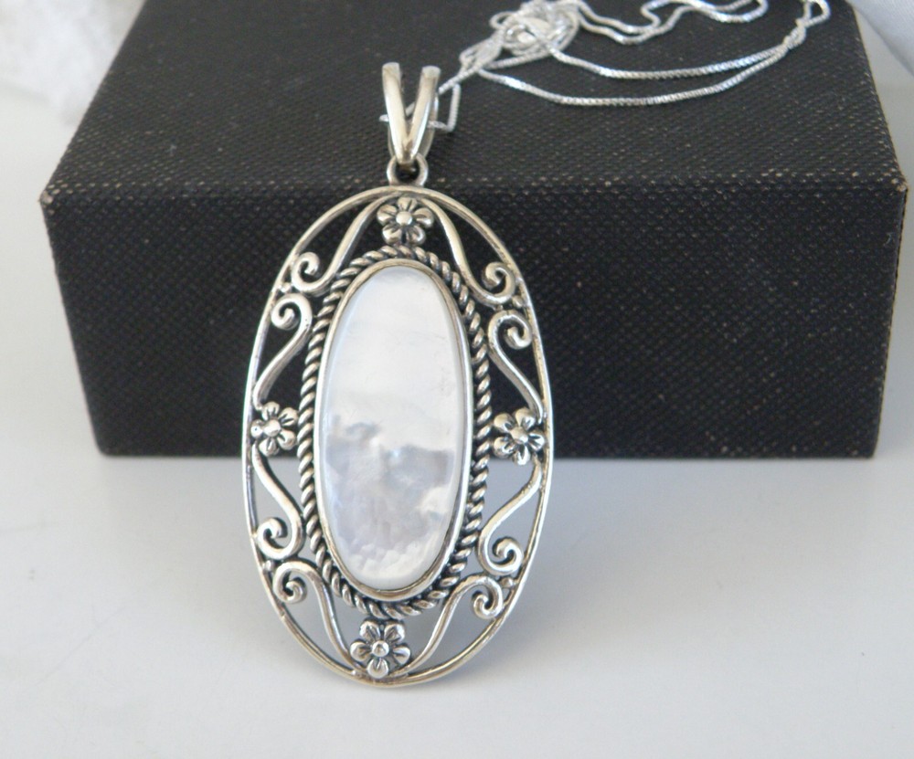 Huge Sterling Silver 925 Vine Mother of Pearl Statement Pendant Necklace 18