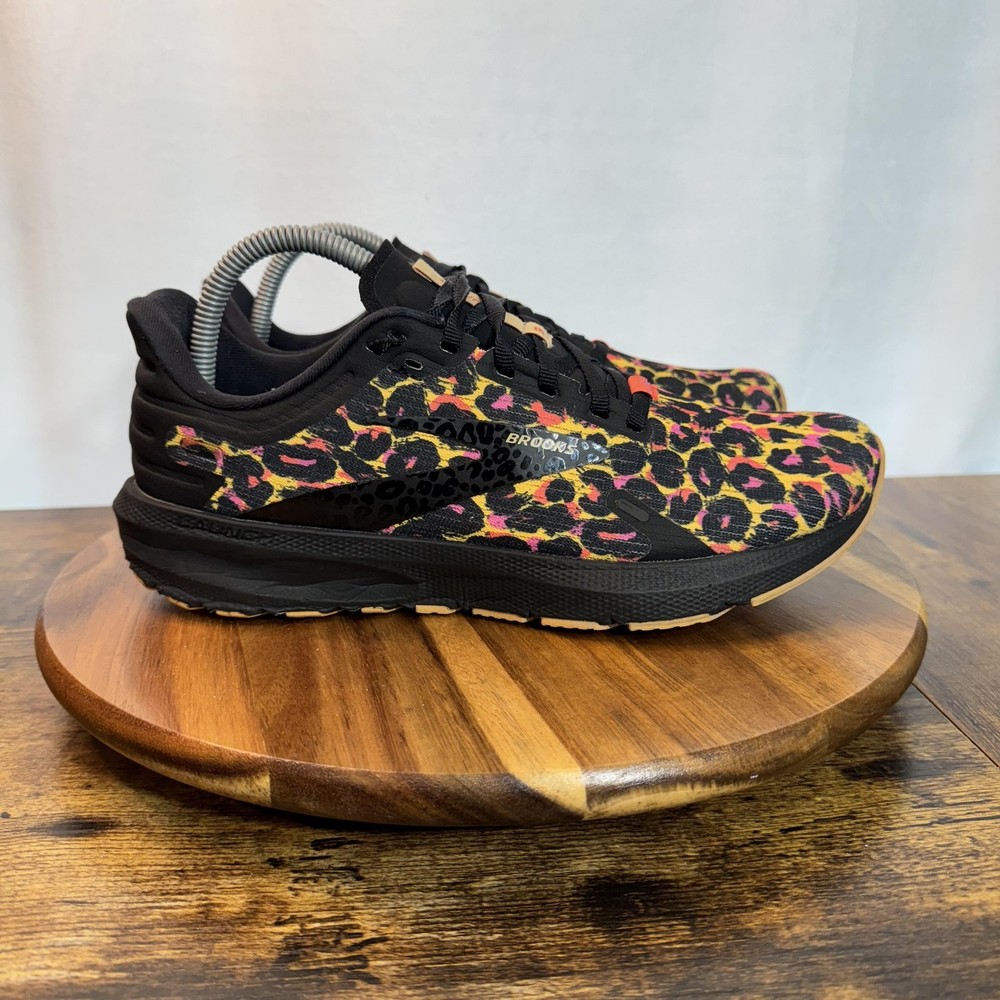Brooks Adrenaline GTS 22 Shoes Womens Size 9 Black Leopard Running Athletic