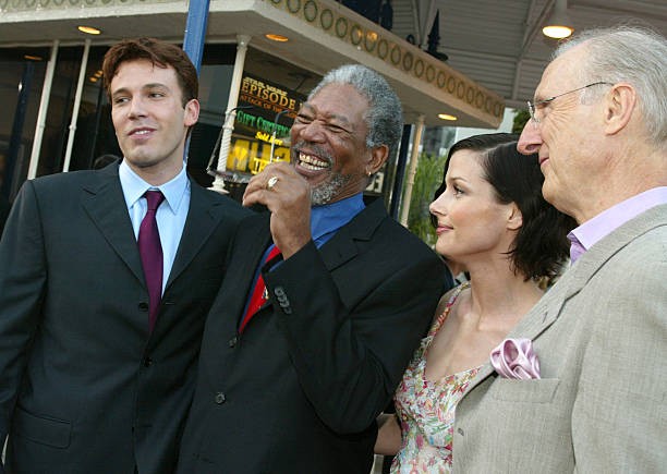 Ben Affleck Morgan Freeman Bridget Moynahan James Cromwell premier- Old Photo 1