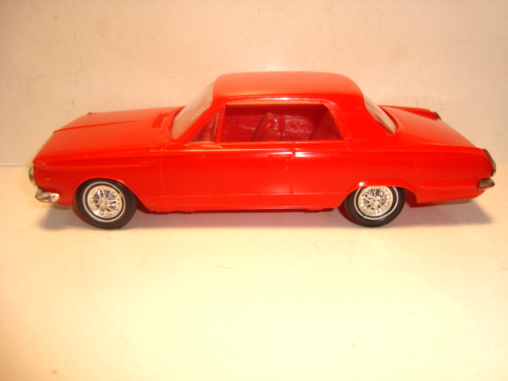 AMT/Craftsman 1965 Plymouth Valiant 2 DRHT Built Model Car Kit / Promo Like