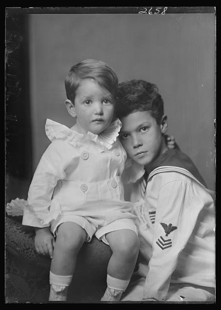 Photo:Wilson, H.A., Mrs., children of, portrait photograph