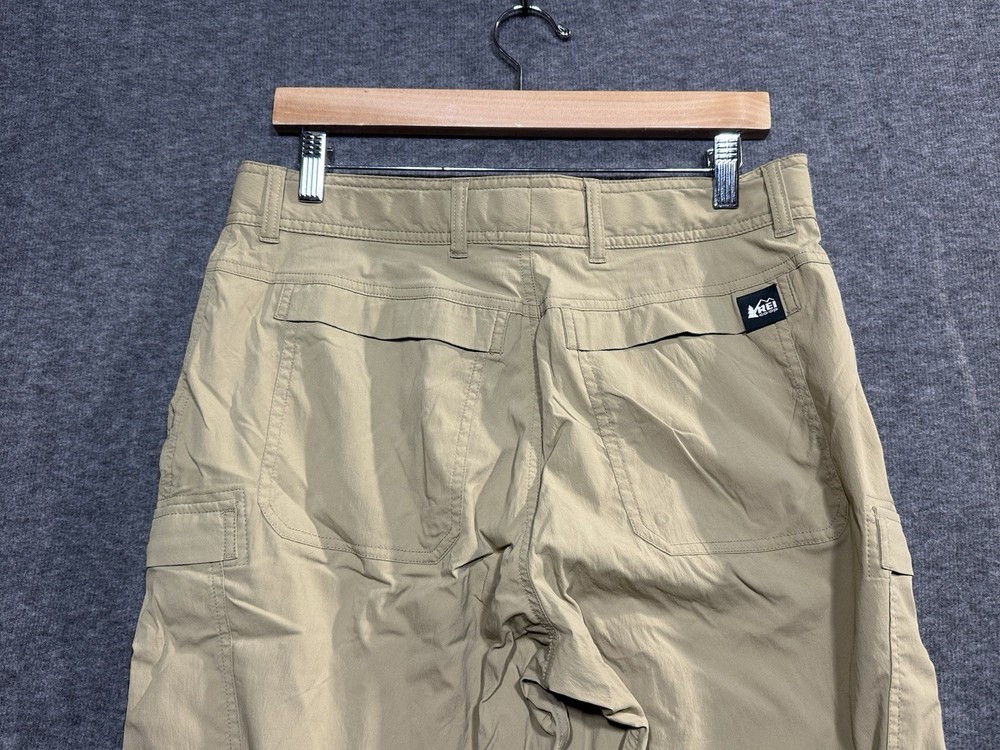 REI Co-op Nylon Relaxed Hiking Pants Zip Pockets Buckle Belt Men’s Size 32x34