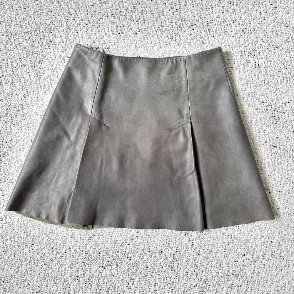 AllSaints Lamb Leather Mini Skirt Gray Pleated Size 4 US EU 36 Moto Y2K