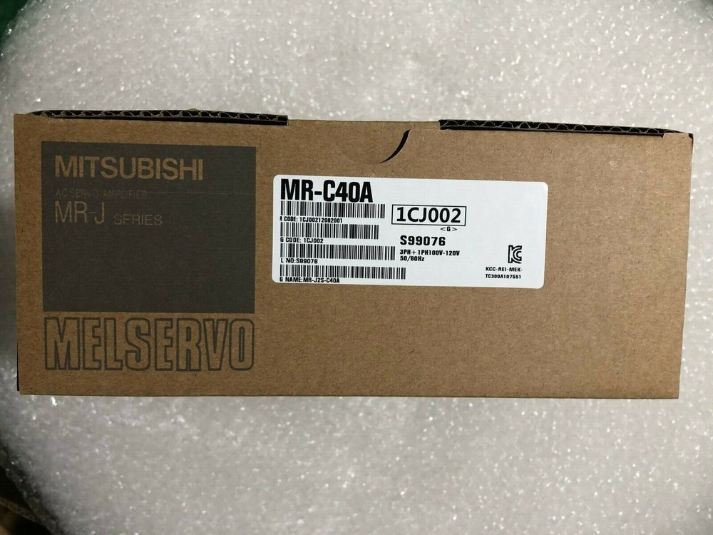 1PC New Mitsubishi MR-C40A Servo Drive MRC40A Sealed