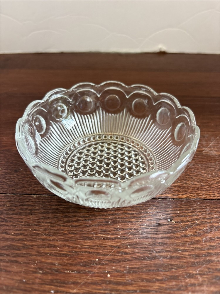 Vintage, Antique US Glass Co., Manhatten,1900s, Small Round Berry Bowl