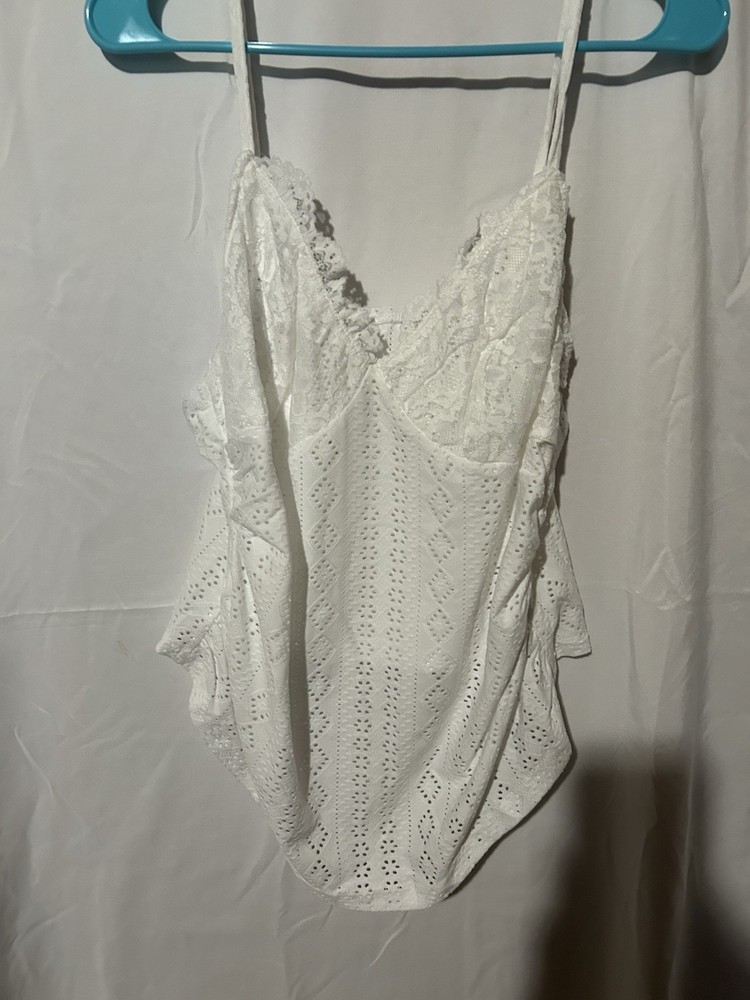 Womens XL White Eyelet Lace V-Neck Sleeveless Spaghetti Strap Camisole Tank Cot…