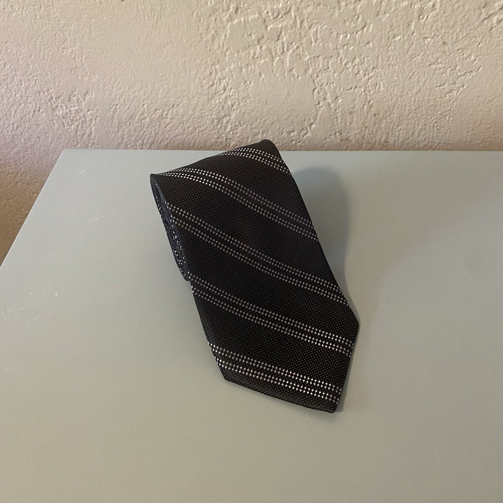 CM Silver Edition Men's Tie Black Background 100% Silk Textured 3.75 x 64 Inches