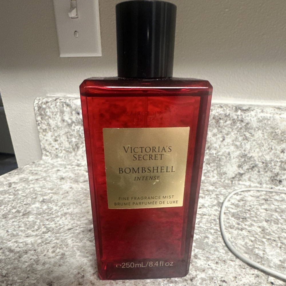 Victoria's Secret Bombshell Intense Fine Fragrance Mist 250ml 8.4 fl oz