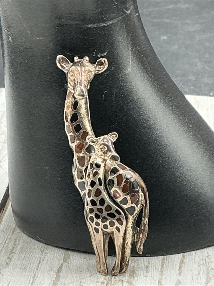 Vintage Mexico 925 Sterling Silver & Mother and Baby Giraffe Brooch Pin